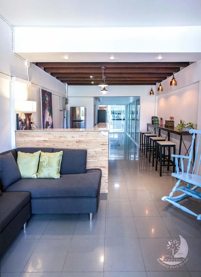 Railway Park Hostel Chiang Mai Zewnętrze zdjęcie