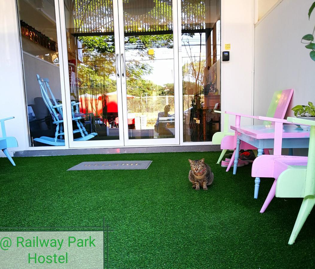Railway Park Hostel Chiang Mai Zewnętrze zdjęcie